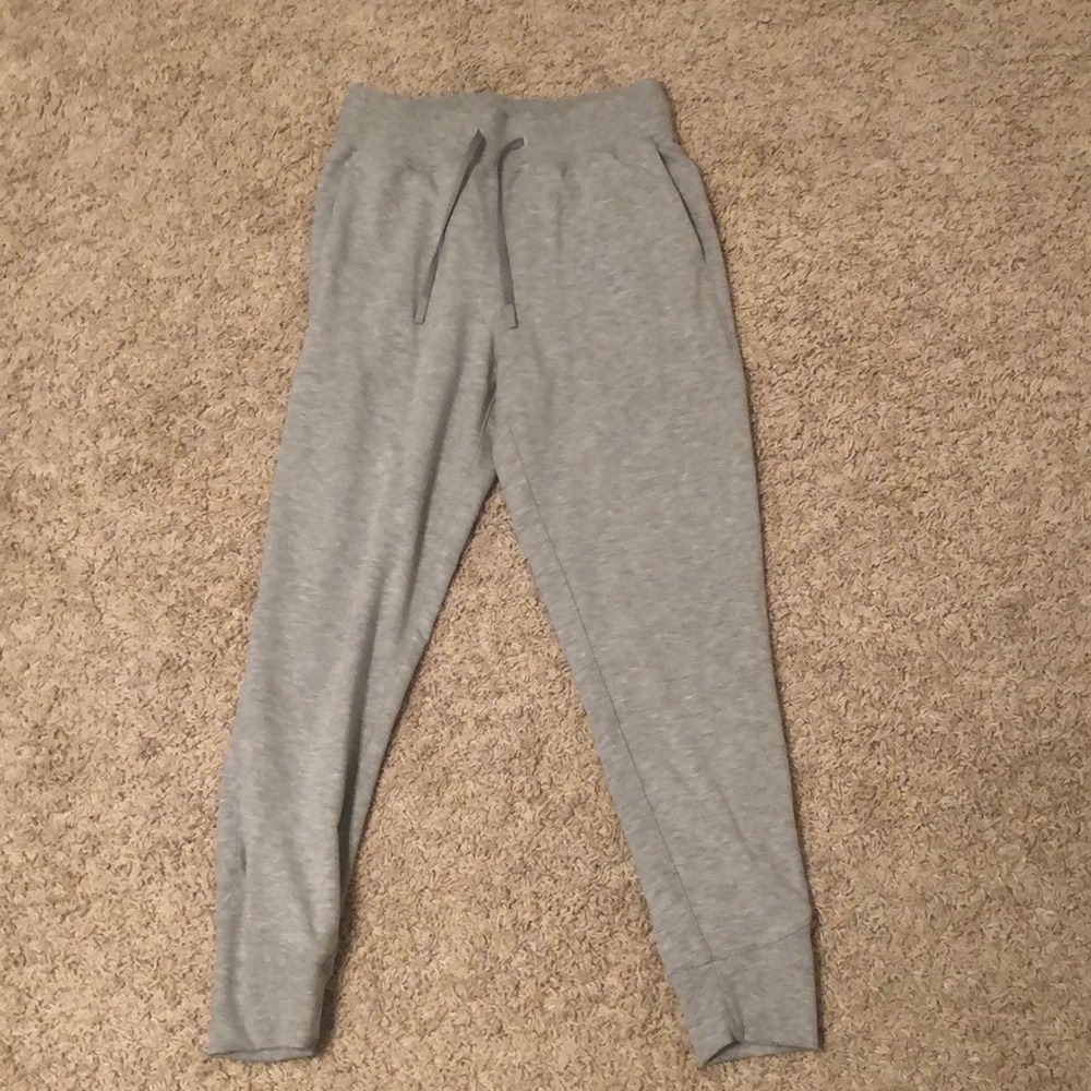 Lululemon grey high waisted joggers